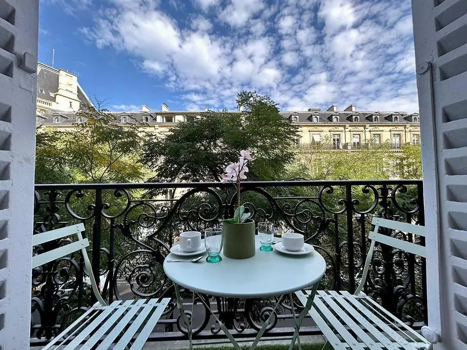 Charme Et Volupte A Republique Lägenhet Paris Frankrike
