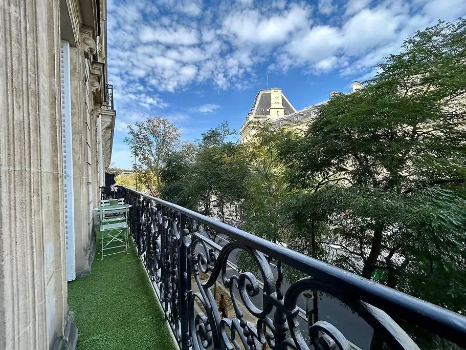 Charme Et Volupte A Republique Appartement Parijs
