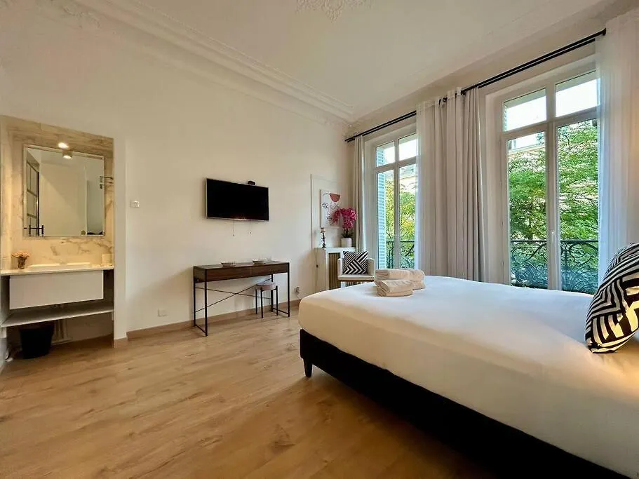 Charme Et Volupte A Republique Appartement Parijs