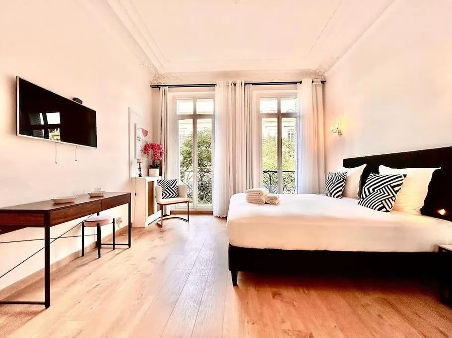 Charme Et Volupte A Republique Appartement Parijs